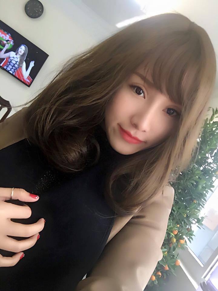 年轻的女学生3